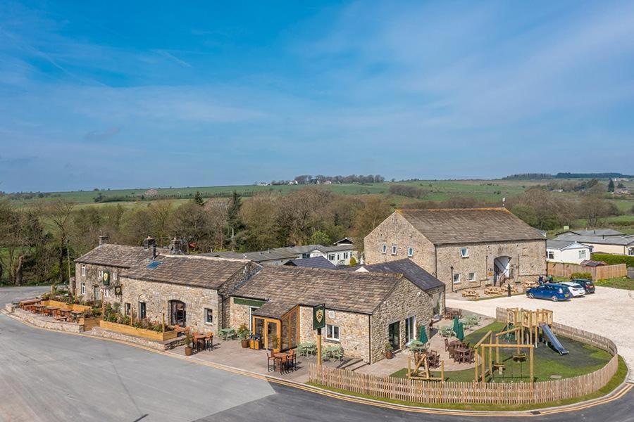 Ascot Tosside Exterior foto